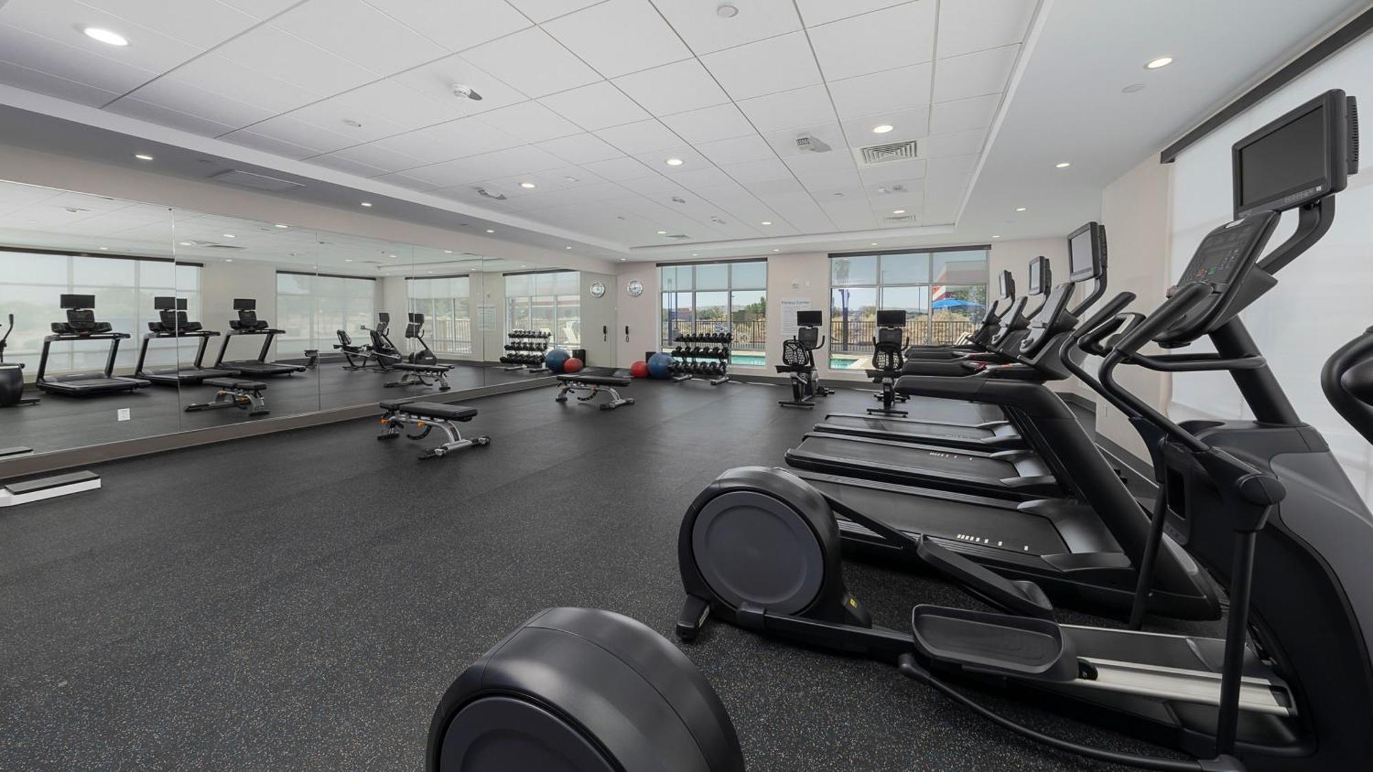 Holiday Inn Express & Suites Ridgecrest - China Lake By Ihg Eksteriør bilde